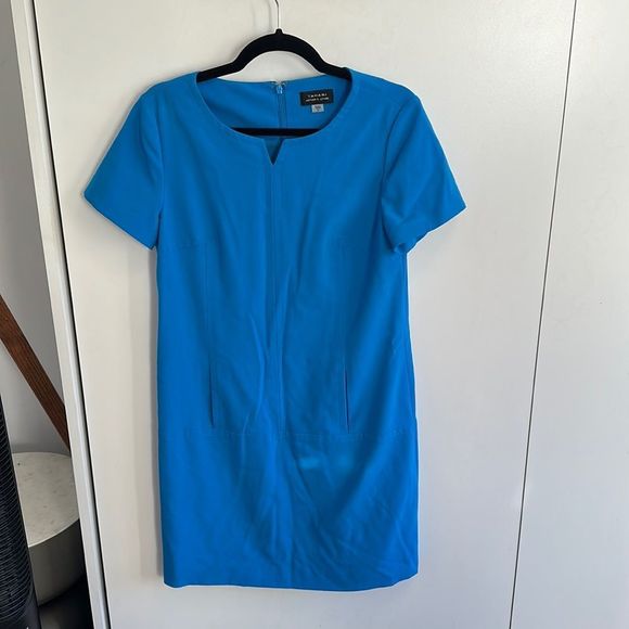 Tahari ASL Dresses & Skirts - Tahari Dress - Blue - Size 6
